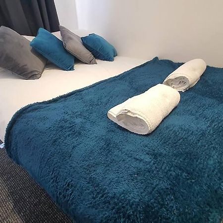 شقة Free Netflix, Large House, Great Price كارديف المظهر الخارجي الصورة
