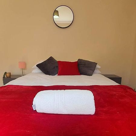 شقة Free Netflix, Large House, Great Price كارديف المظهر الخارجي الصورة