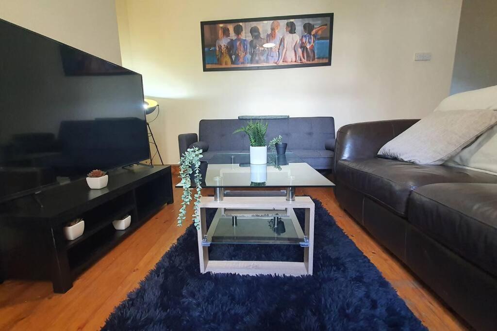 شقة Free Netflix, Large House, Great Price كارديف المظهر الخارجي الصورة